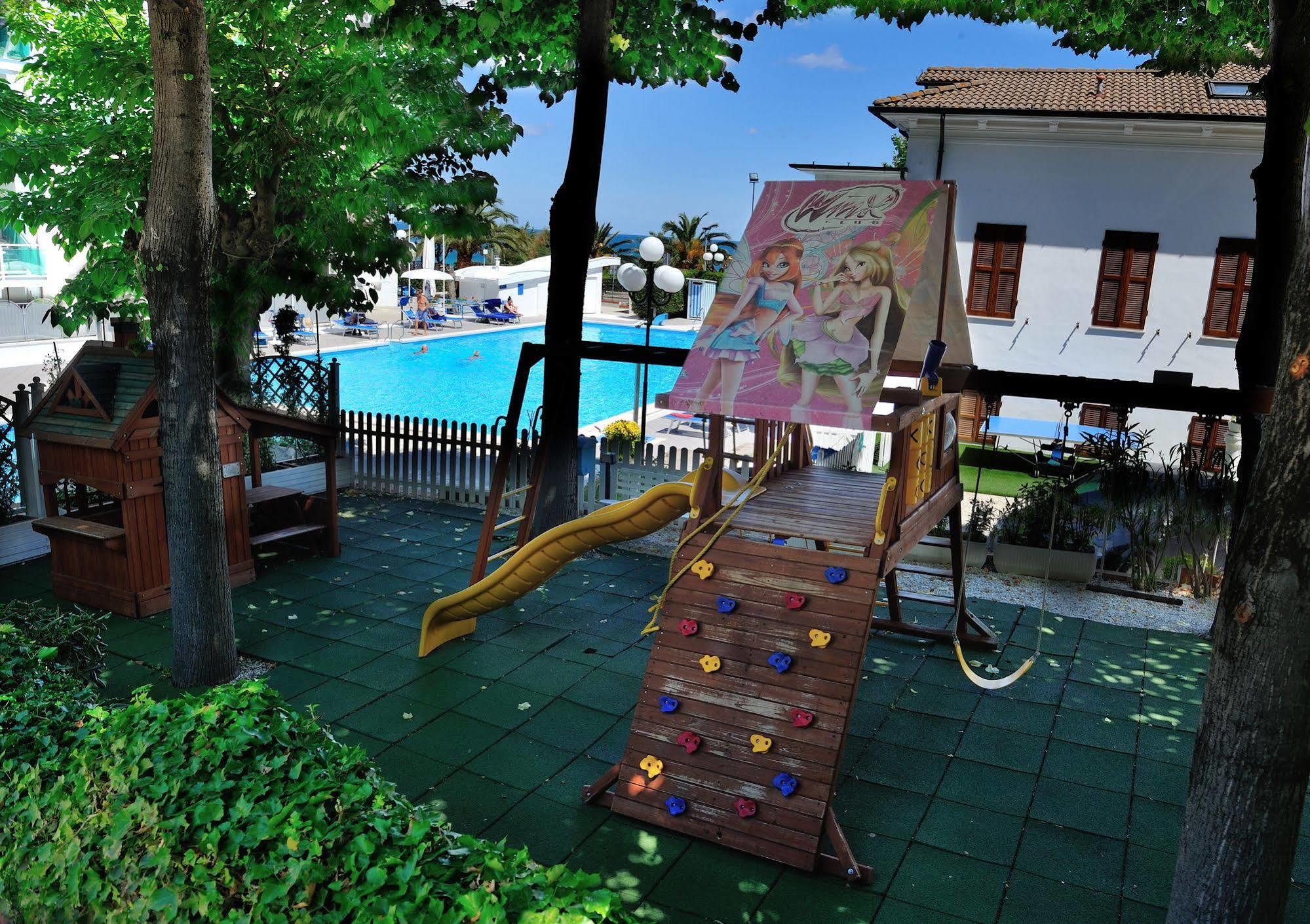 Hotel Venus Габичче-Маре Экстерьер фото